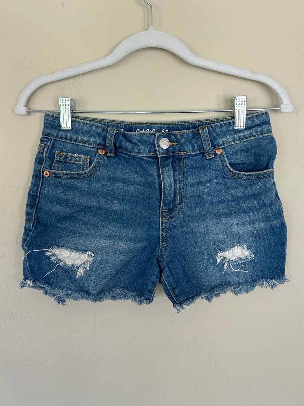 Cat & Jack Denim Raw Hem Jean Shorts Size Large  (1670)